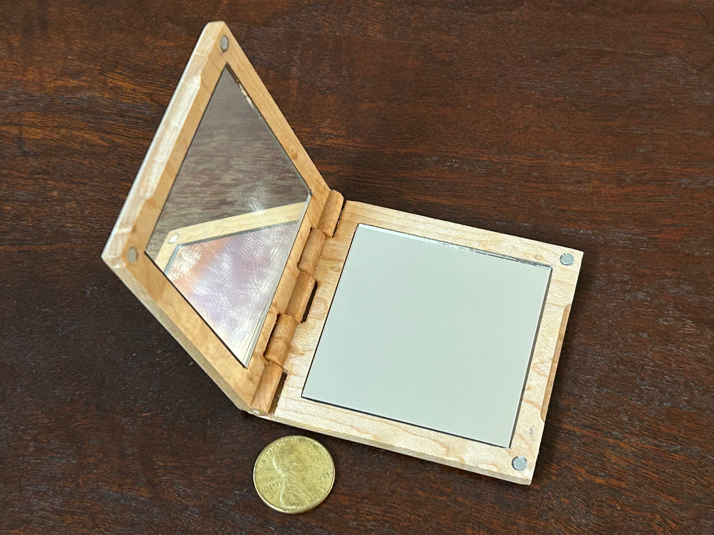 Bird's Eye Maple Compact